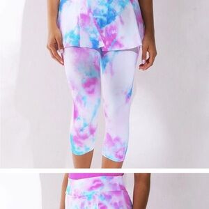 Dona Jo tennis skirt with 3/4 attached leggings size 2 large